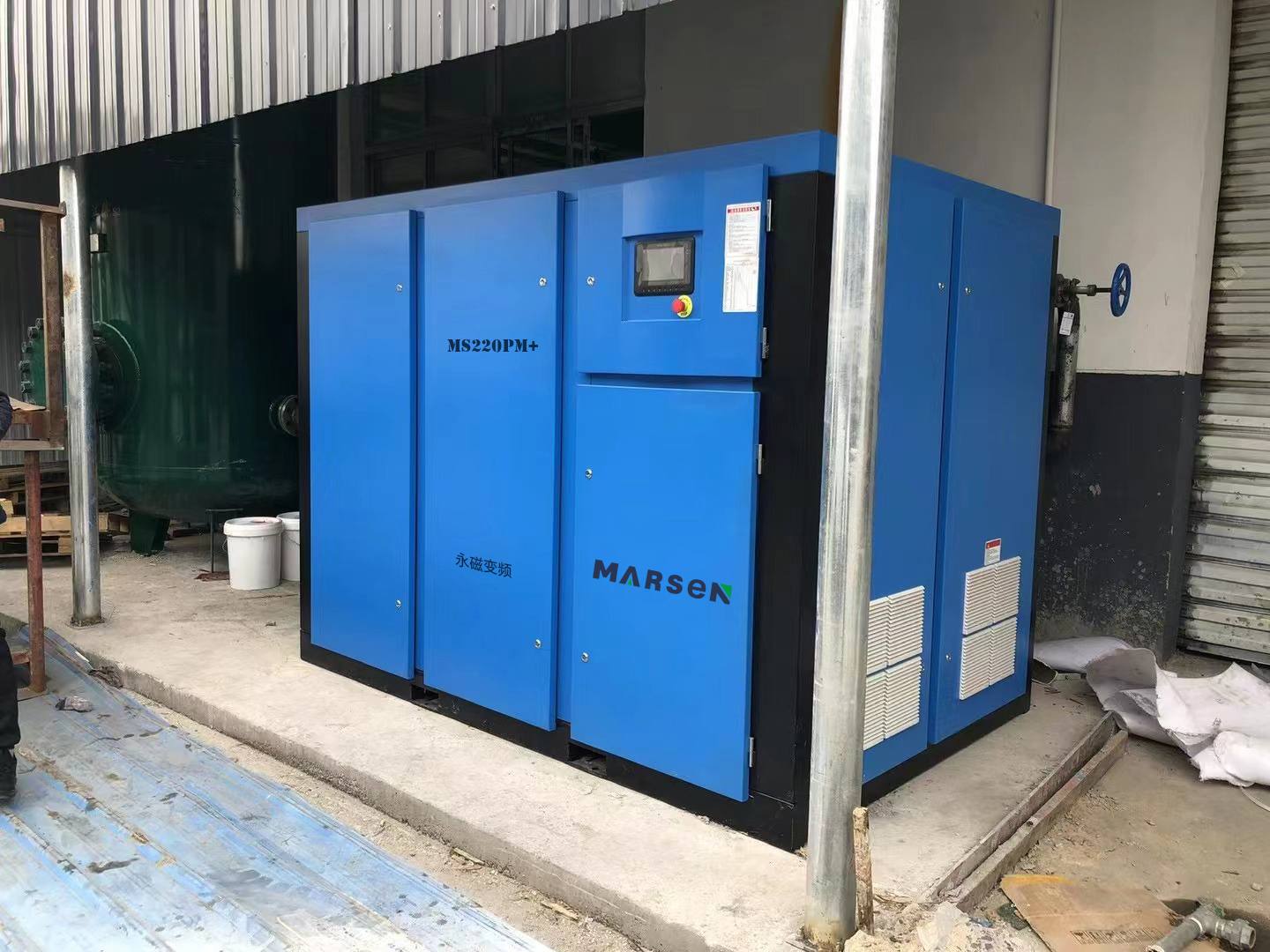 玛尔森永磁变频双级压缩220KW套应用于浙江某纺织有限公司